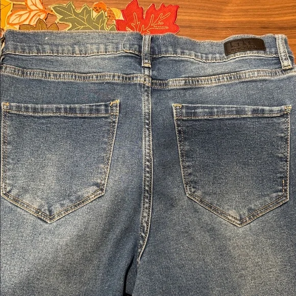 Nicole Miller SoHo high-rise ankle slim jeans - Picture 5 of 5